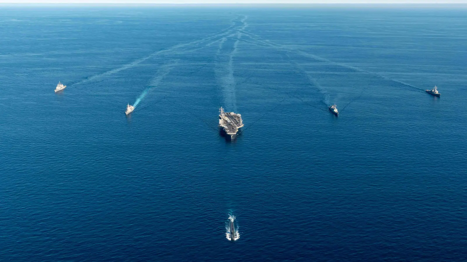 مقاتلات وقاذفة نووية.. أمريكا تستعرض قوتها في شبه الجزيرة الكورية