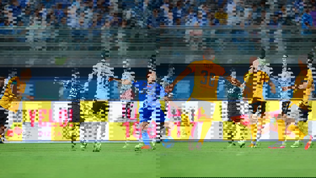 أهداف مباراة الهلال والقادسية في مهرجان اعتزال نواف الخالدي