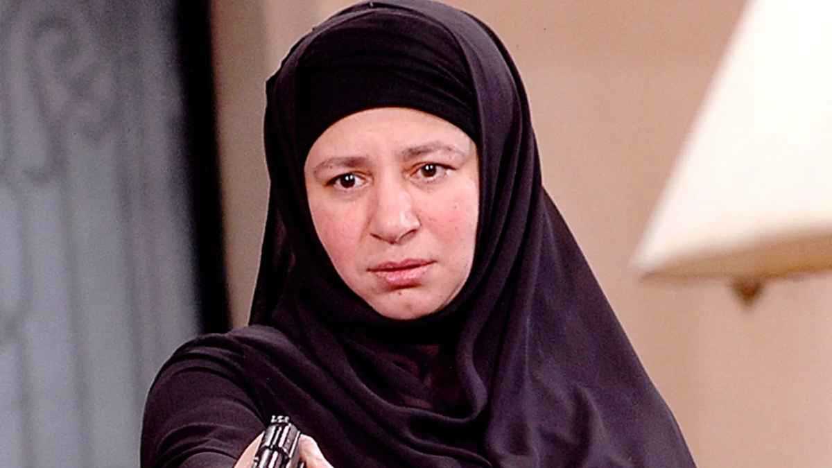 هل يُعيد "لن أعيش في جلباب أبي 2" عبلة كامل إلى الفن؟