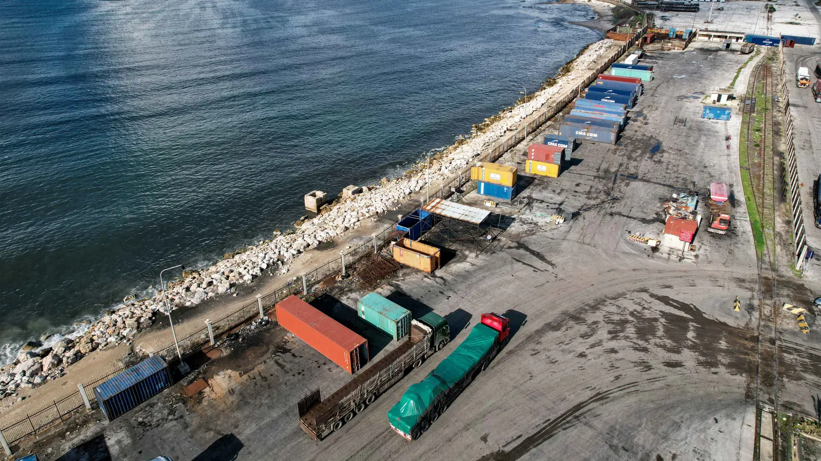 سوريا تبرم عقدا جديدا مع شركة فرنسية لتشغيل ميناء اللاذقية