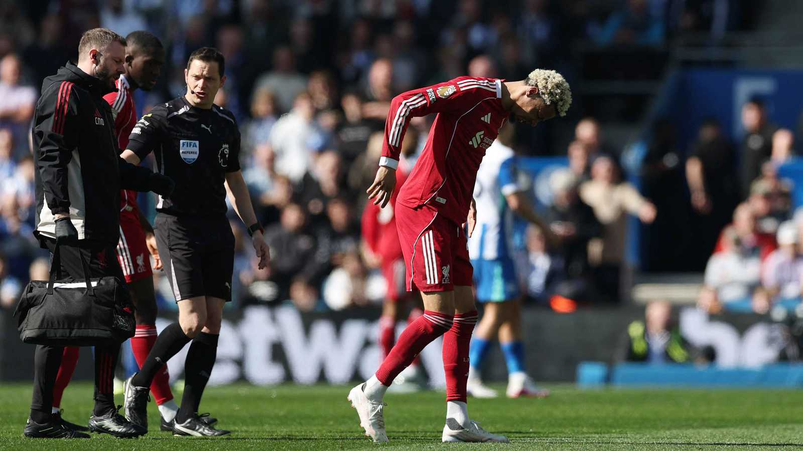 أول تشخيص لإصابة إيكيتيكي بعد تغييره ضد برايتون 