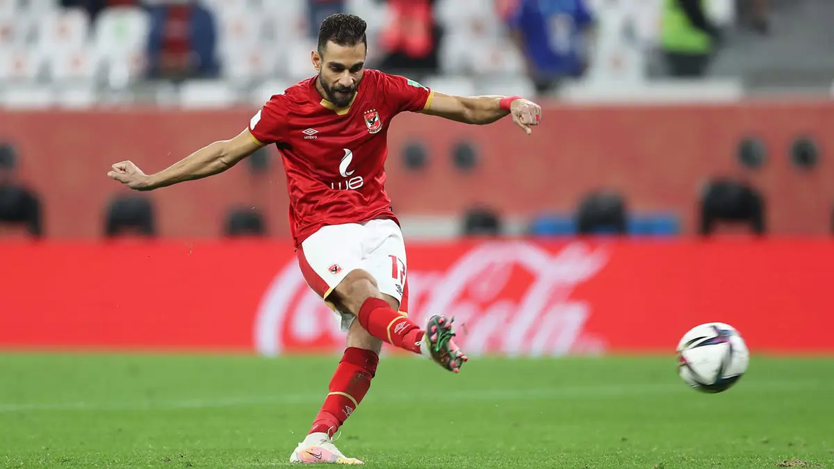 تأكد غياب عمرو السولية ومحمد عبدالمنعم عن مباراة الأهلي ووفاق سطيف بدوري أبطال أفريقيا