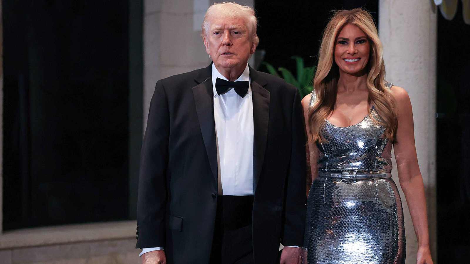 ترامب يقود مزاداً خيرياً في "مار إيه لاغو" بجمع 2.75 مليون دولار