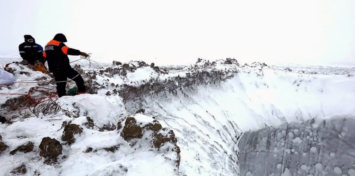 مقتل شخصين إثر سقوط طائرة مروحية بسيبيريا