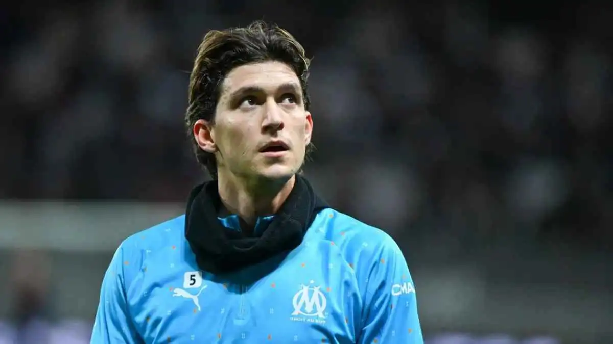 نجم أولمبيك مارسيليا يحسم موقفه من عرض القادسية السعودي