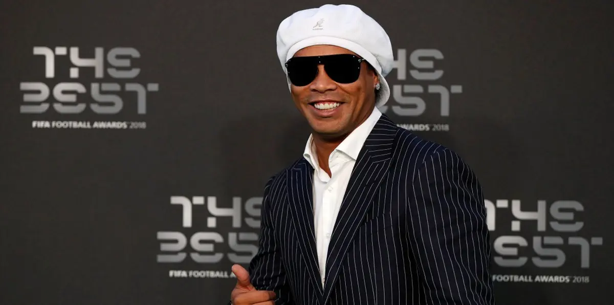 السلطات البرازيلية تمنع رونالدينيو من السفر