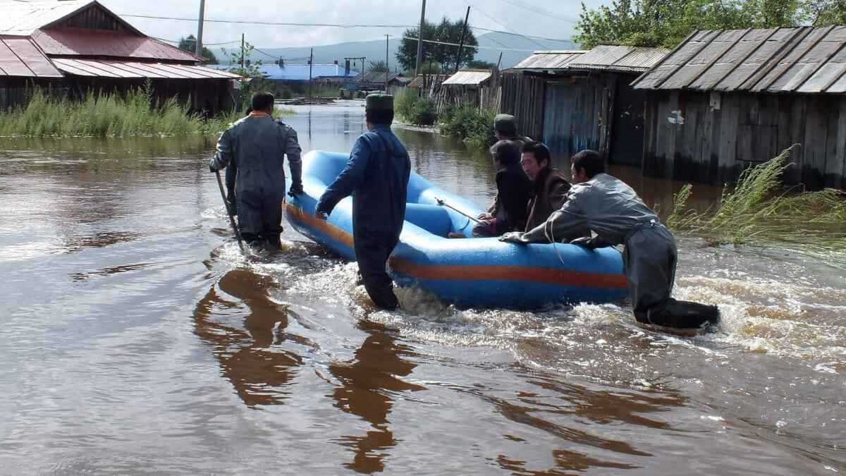 13 وفاة جراء الأمطار الغزيرة في الصين (فيديو)