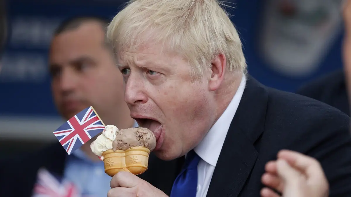 بوريس جونسون يتعرض لضغوط بسبب إجازة بكلفة 15 ألف جنيه إسترليني