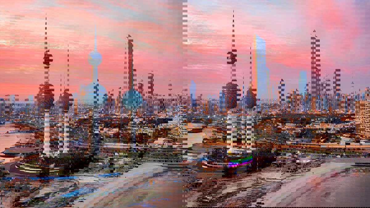 الكويت.. اجتماع وزاري لبحث انقطاع التيار الكهربائي بسبب الحر الشديد 