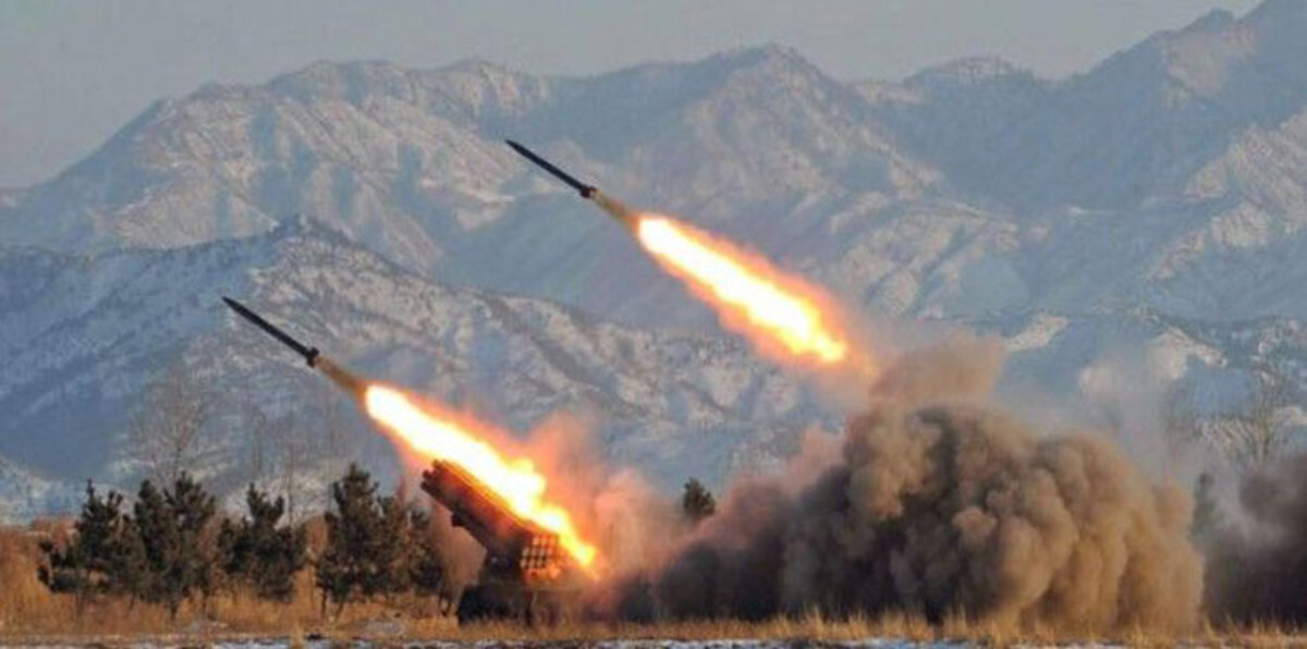 كوريا الشمالية تطلق 3 صواريخ باليستية