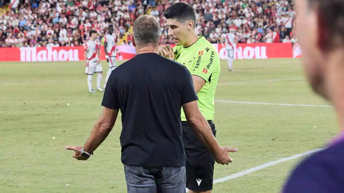 بيان رسمي حول فضيحة الـ(VAR) في مباراة برشلونة ورايو فاليكانو