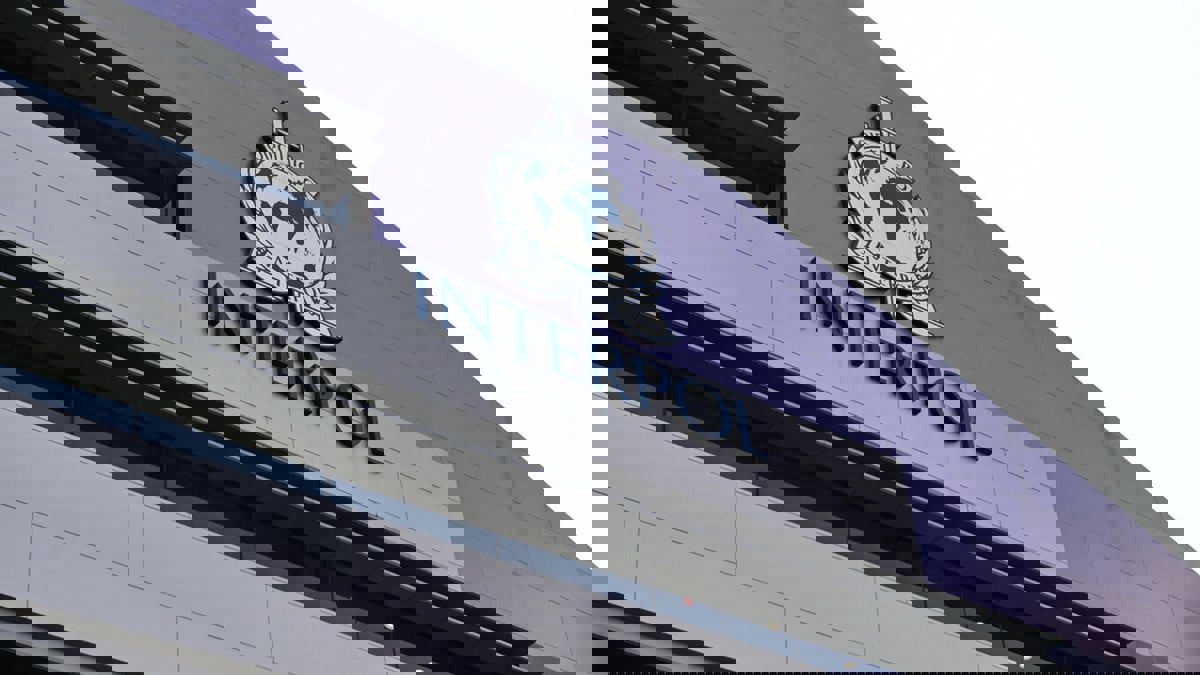 "الإنتربول" في مئويتها.. بين مكافحة الجريمة والتصدّي للاتهامات‎