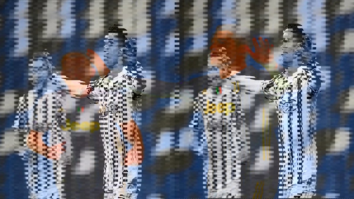 رونالدو يواصل تحطيم الأرقام القياسية.. أول لاعب يسجل 100 هدف لثلاثة أندية مختلفة ومنتخب بلاده