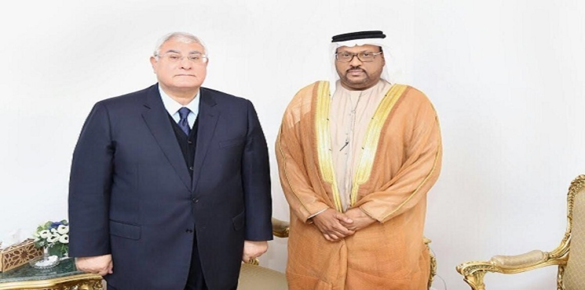 رئيس الإمارات الشيخ خليفة بن زايد يعزي رئيس مصر السابق بوفاة والدته