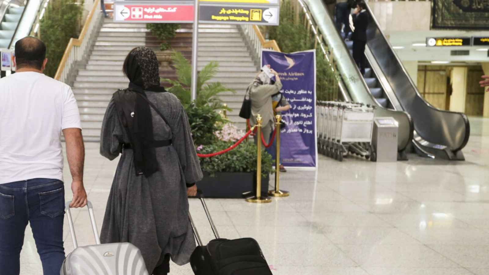 إيران تعلن استئناف حركة الطيران في مطاراتها باستثناء أصفهان وتبريز