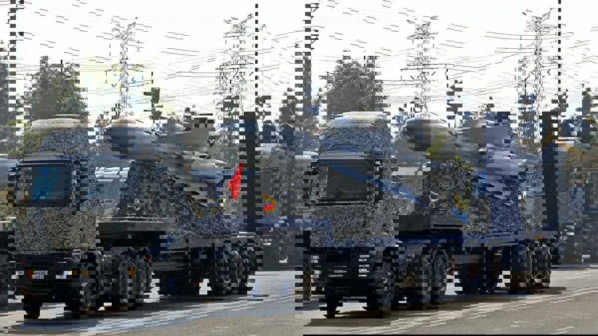 هل تنتج إيران صواريخ موجهة في سوريا؟