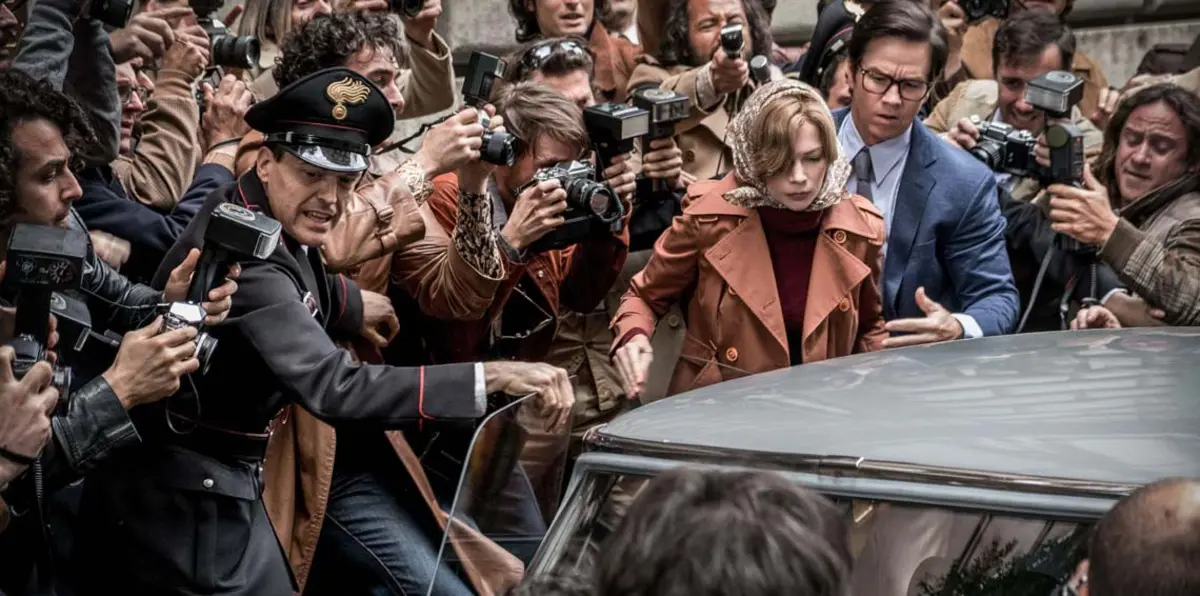 فيلم "كل المال الذي في العالم" يصل صالات السينما يوم 25 يناير (صور)