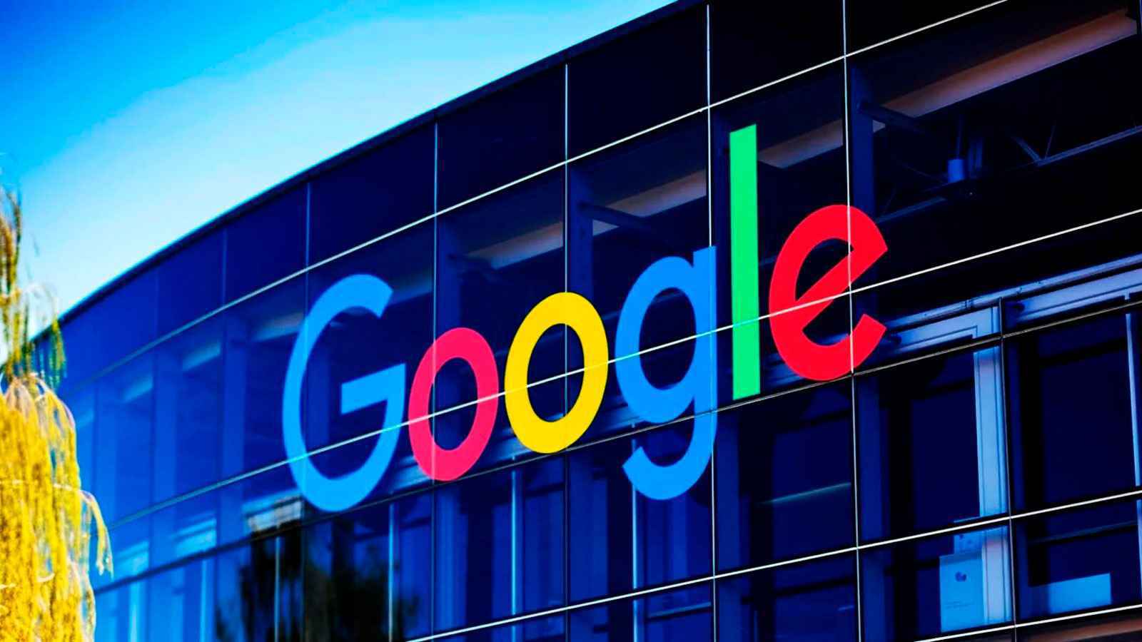 غوغل تخصص مليار دولار لتوسيع استخدام الذكاء الاصطناعي في التعليم