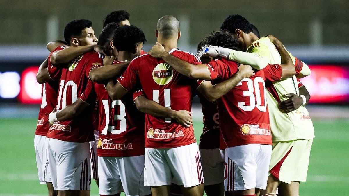 صدمات لا تتوقف.. هل انتهي فريق الأحلام سريعا في الأهلي المصري؟