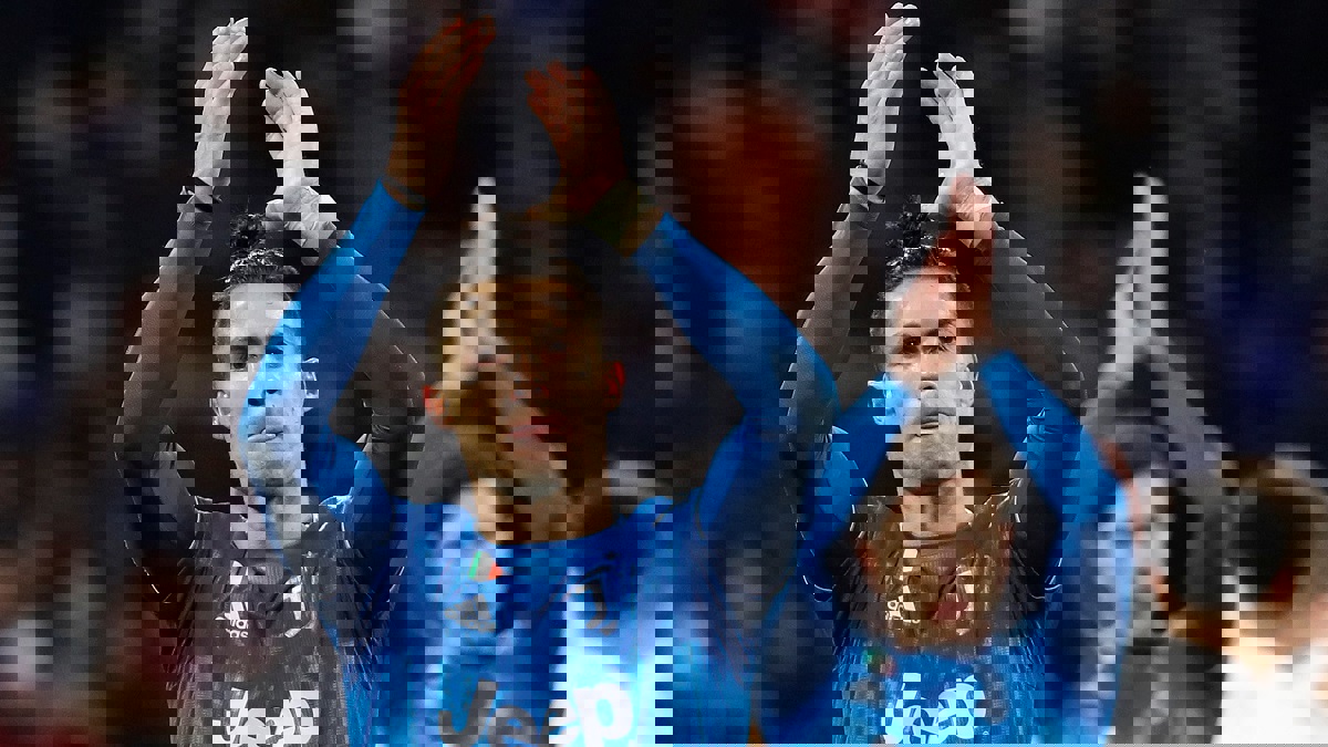 سوشيال ميديا الرياضة.. رونالدو يرجع الفضل لزملائه.. وبوفون ينعى معلمه