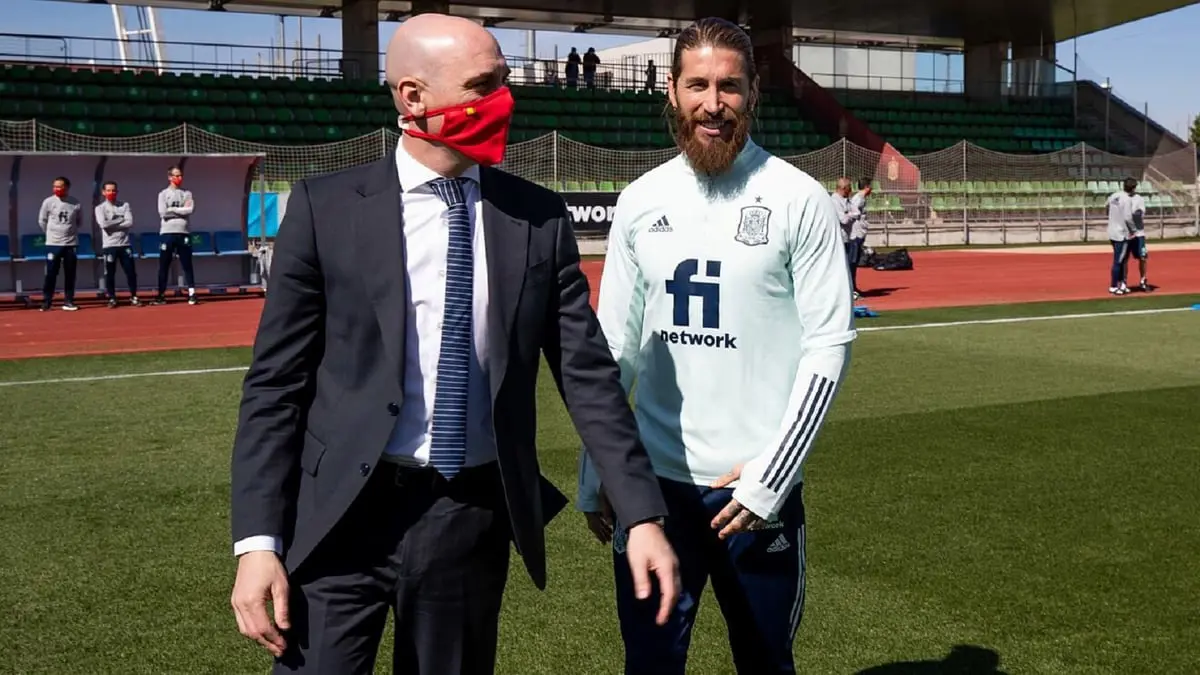 تسريب جديد.. سيرجيو راموس يتهم الحكام بالانحياز لبرشلونة