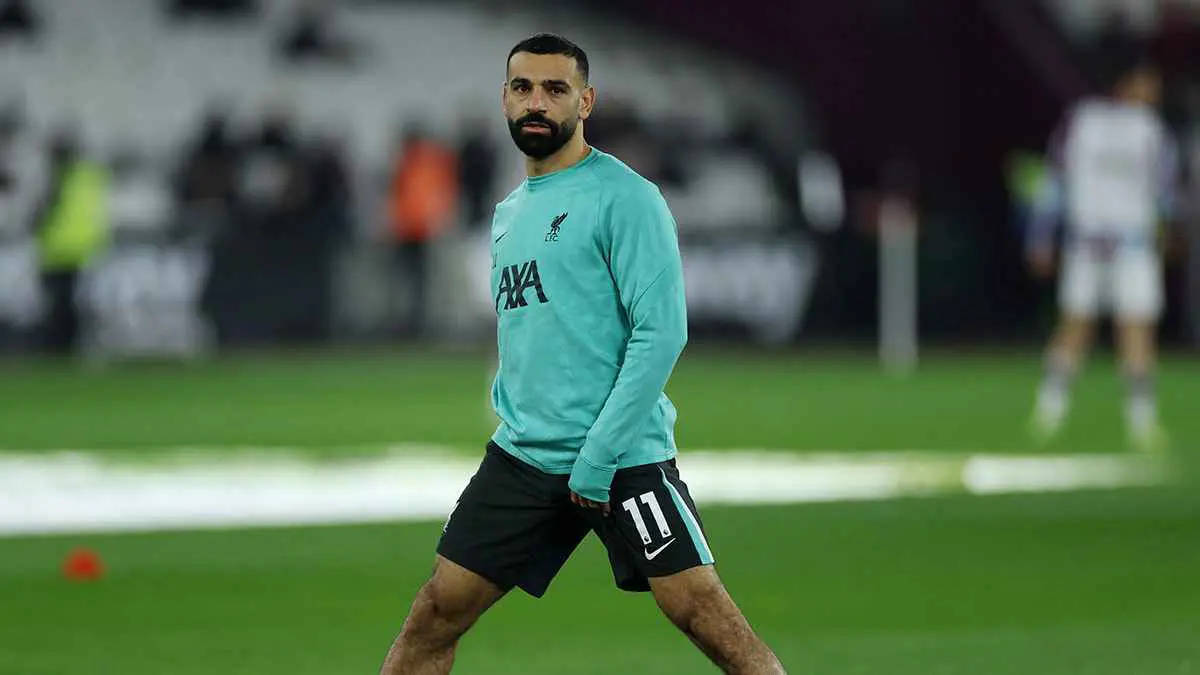 هل يدق إيلون ماسك مسمارًا في نعش رحيل محمد صلاح عن ليفربول؟