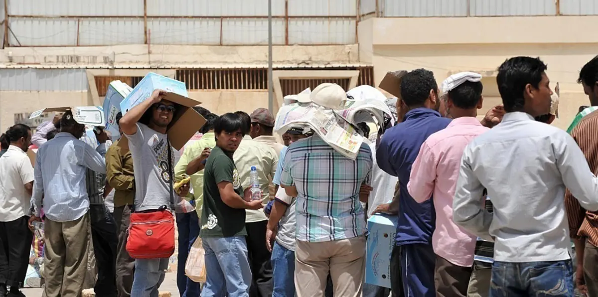 الكويت تمهل المخالفين لقانون الإقامة شهرين إضافيين لإعفائهم من الغرامة