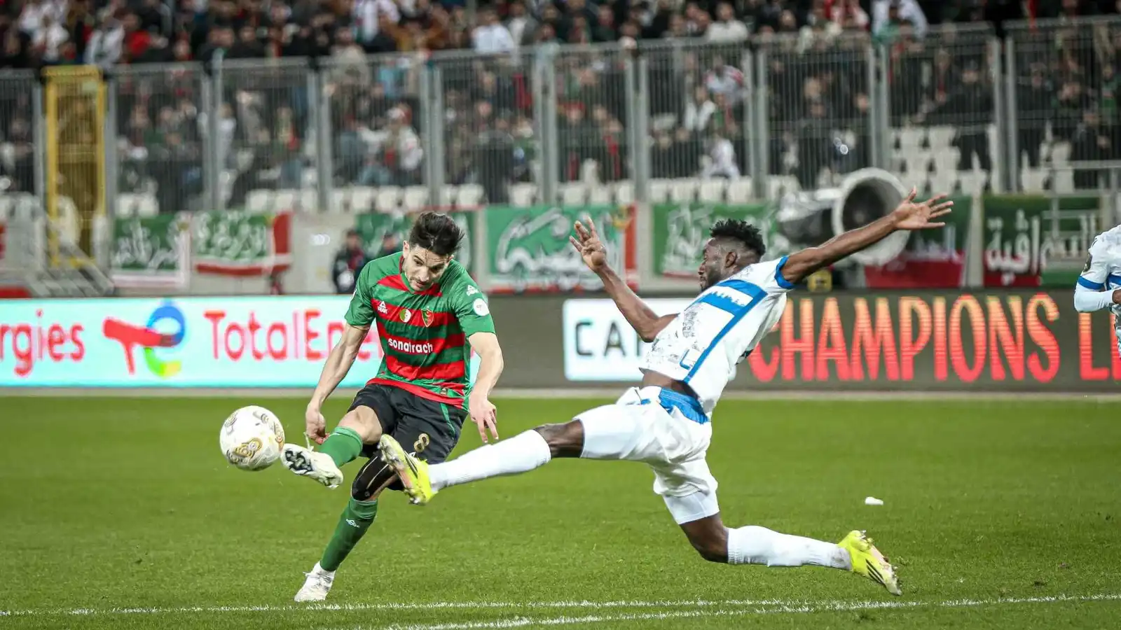 ملخص وأهداف ورجل مباراة مولودية الجزائر ضد الهلال السوداني بدوري أبطال إفريقيا