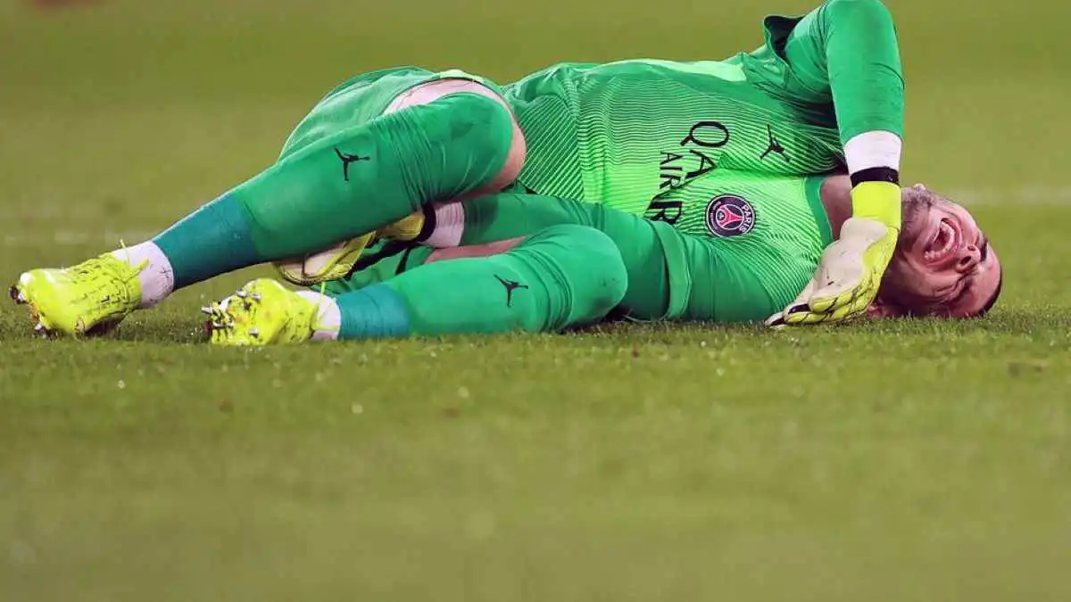 سان جيرمان يتلقى ضربة موجعة بعد إصابة مروعة لنجمه أمام موناكو