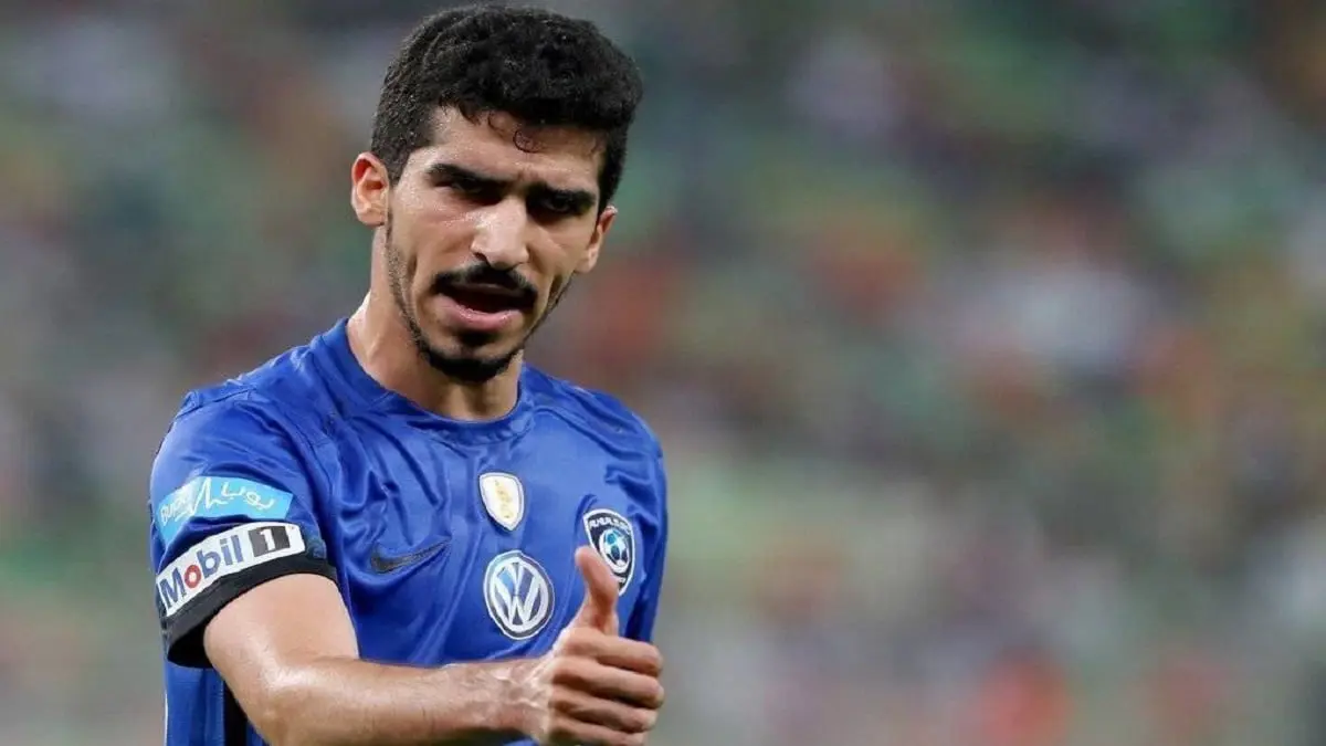 الاتحاد والشباب يتنافسان للحصول على توقيع عبدالله الحافظ