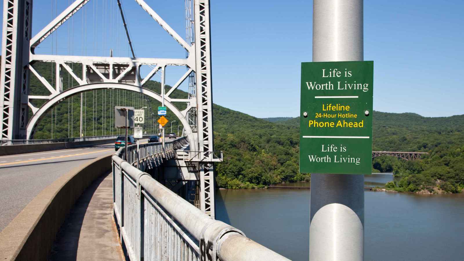 "الاثنين يوم الانتحار".. دراسة تفجر المفاجأة