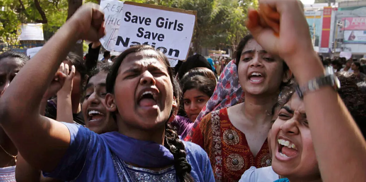 المحكمة العليا بالهند: نكاح القاصر "اغتصاب"