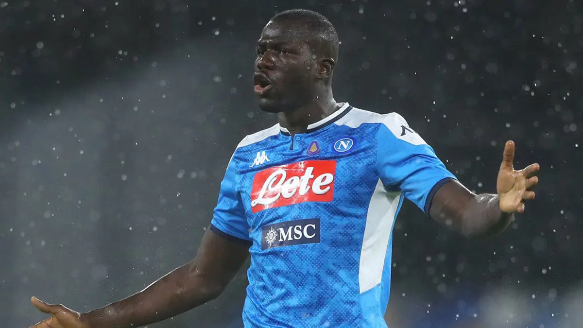 تقرير: مانشستر سيتي ينسحب من المفاوضات مع نابولي لضم كاليدو كوليبالي