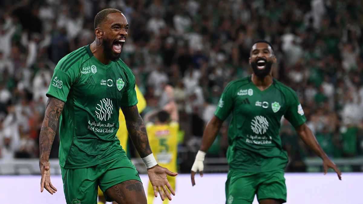 أكثر لاعب أبهر جمهور الأهلي السعودي بعد الفوز على الخليج 