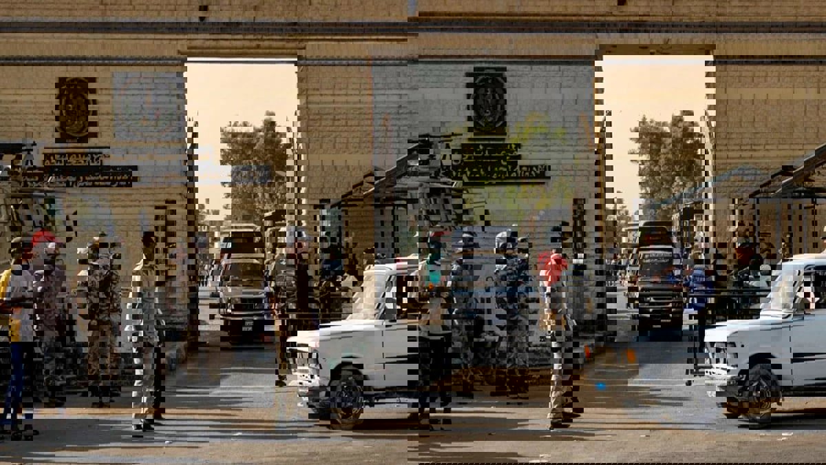 مصر تقرر الإفراج عن دفعة جديدة من النشطاء السياسيين