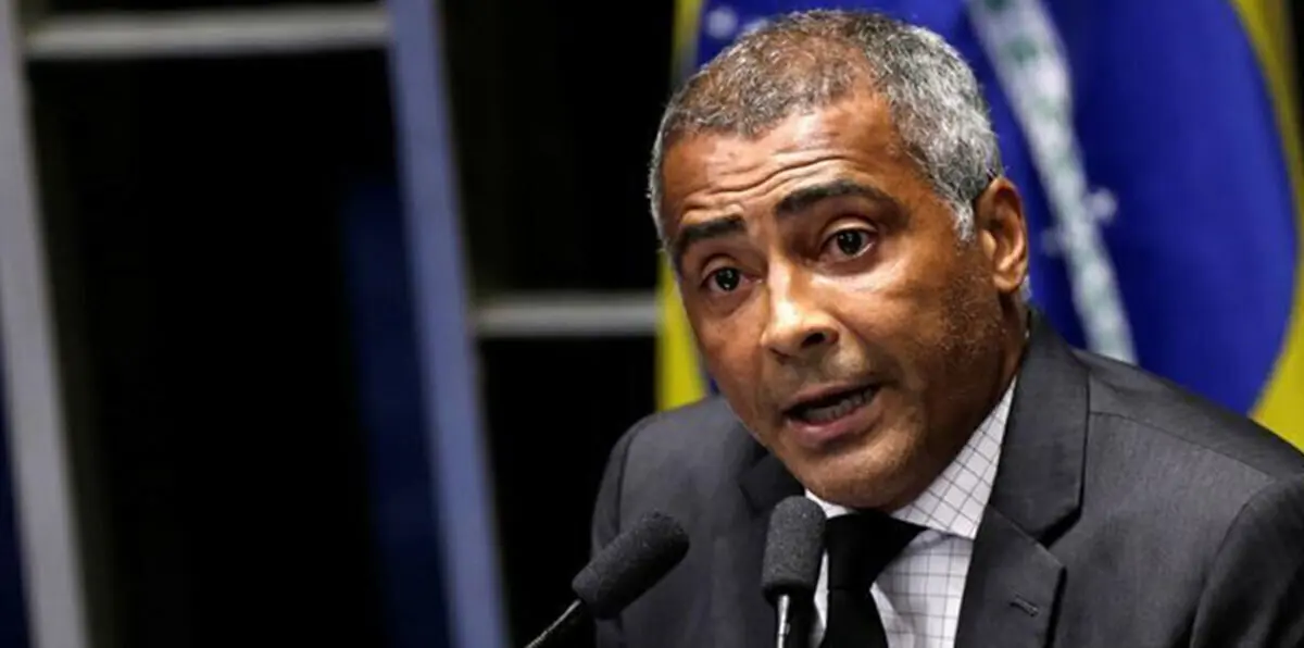 روماريو يعلن استعداده للترشح لرئاسة الاتحاد البرازيلي لكرة القدم