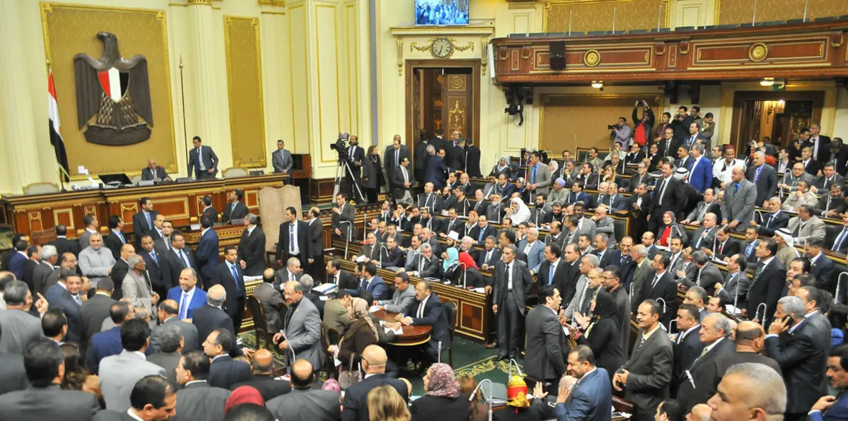 مصر.. تحفظات برلمانية على خطة حكومية لبيع شركات القطاع العام
