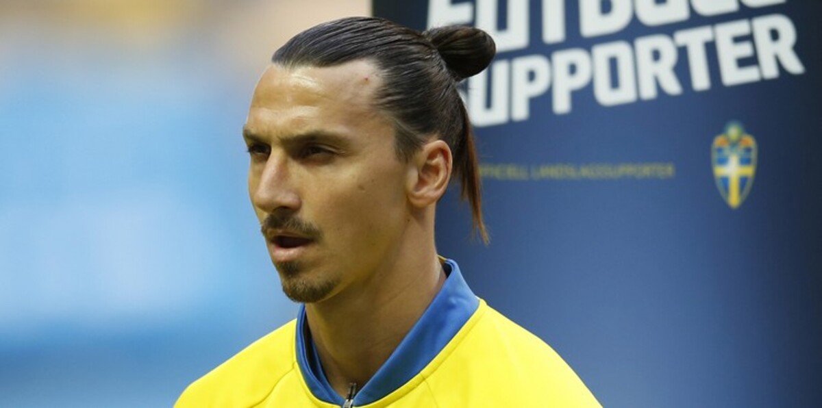 هل يرفع إبراهيموفيتش من شعبية الرئيس الفرنسي أولوند؟