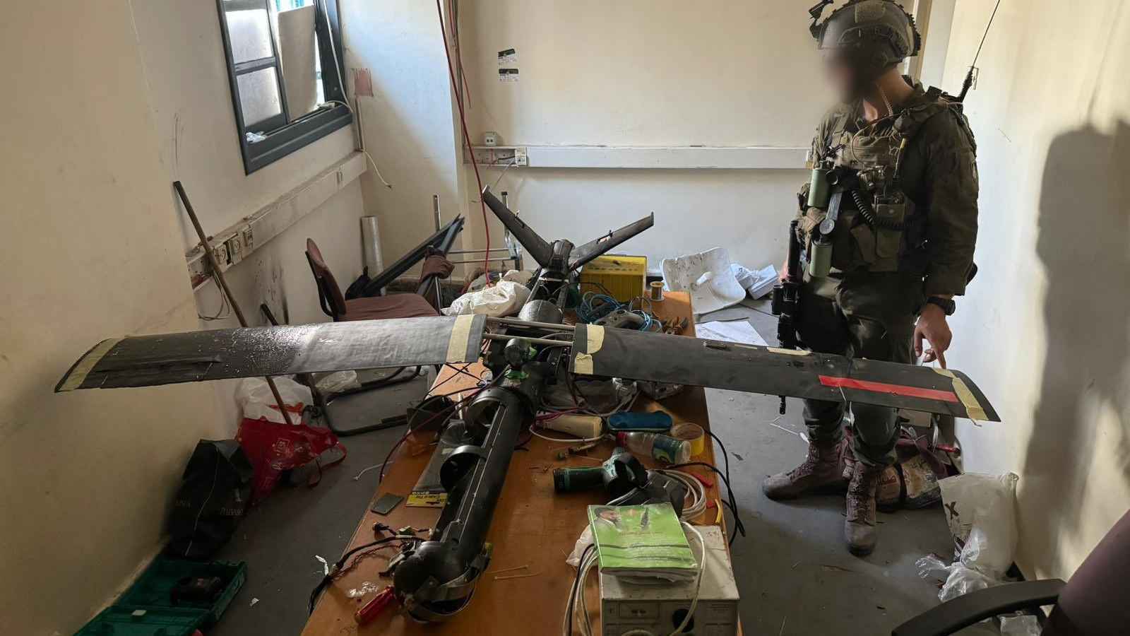 إسرائيل تعلن العثور على "غرفة عمليات" لحماس داخل مقر للأونروا (فيديو)