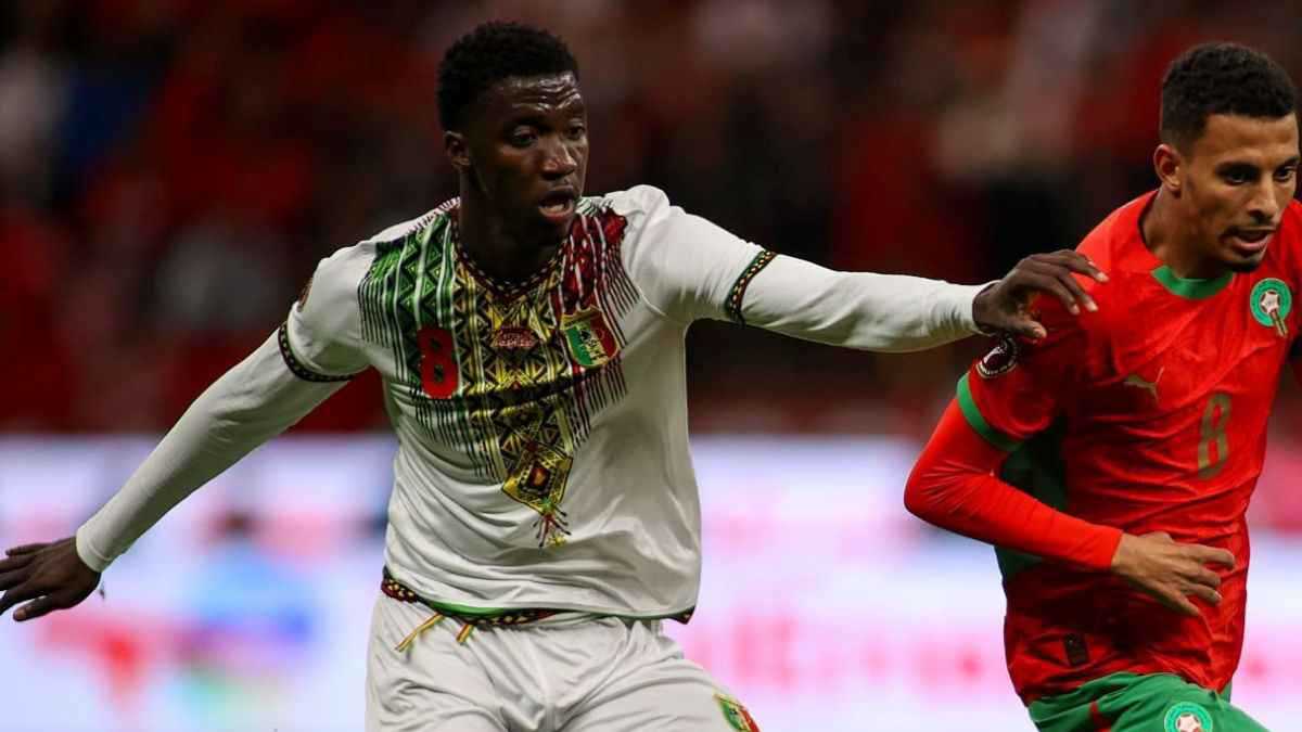 مدرب مالي يهاجم حكما تونسيا بعد التعادل أمام المغرب في أمم إفريقيا 