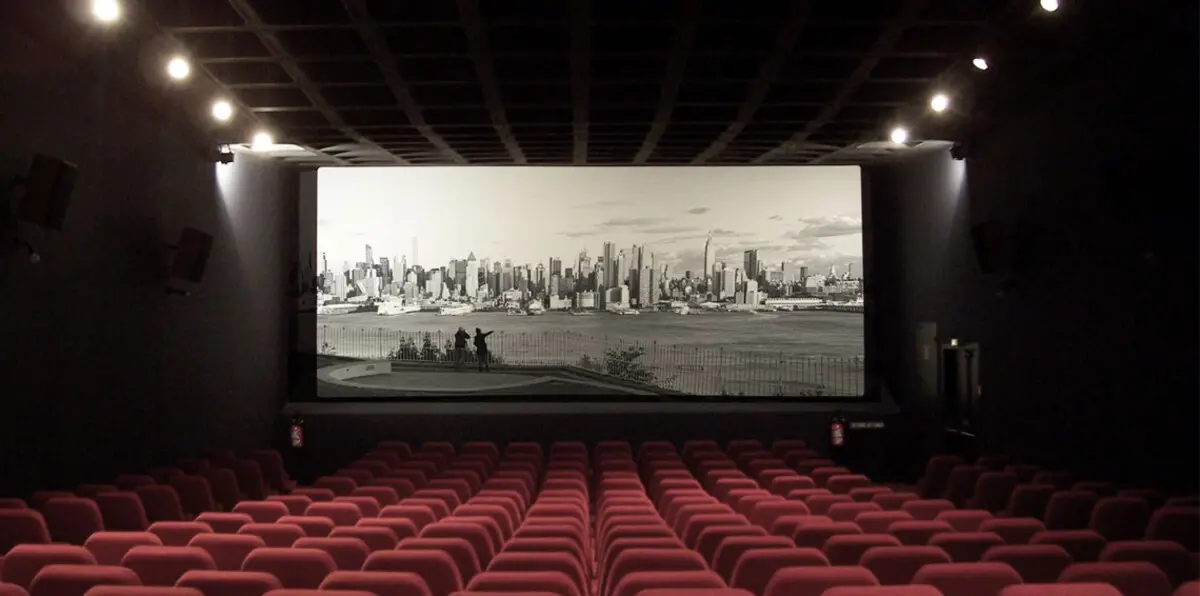 العزوف عن السينما في مصر ينعش "الأفلام الضعيفة"