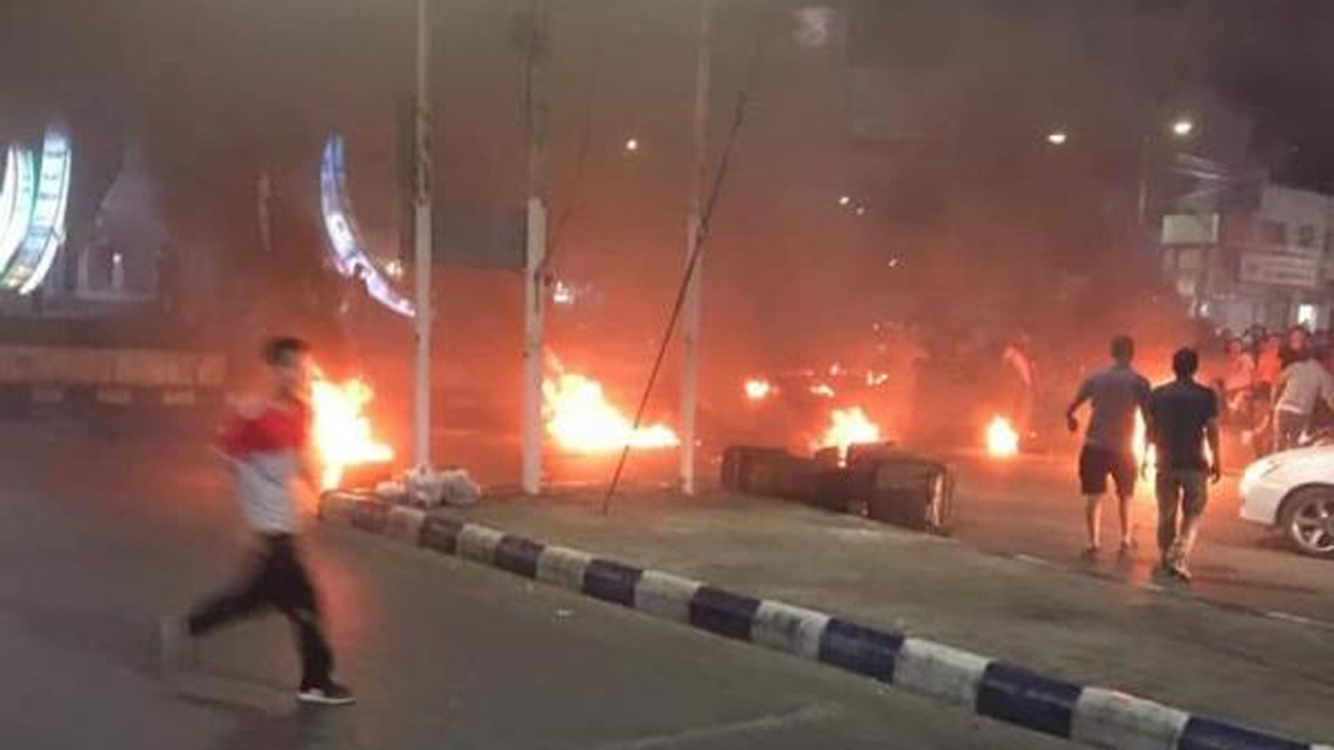 اندلاع أعمال شغب في الرمثا الأردنية احتجاجًا على قرارات جمركية (فيديو وصور)