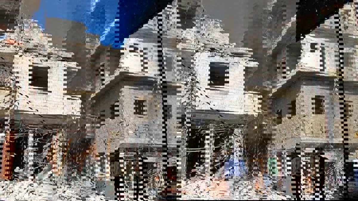 المرصد السوري: مقتل 15 شخصا في اشتباكات بإدلب بعد اتفاق وقف إطلاق النار