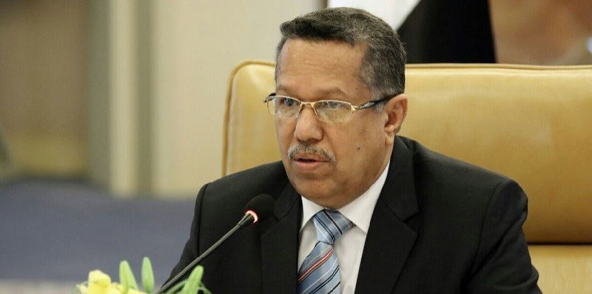 "استغاثة" بن دغر لإنقاذ الريال اليمني تسلط الضوء على مكمن الخلل في الحكومة الشرعية