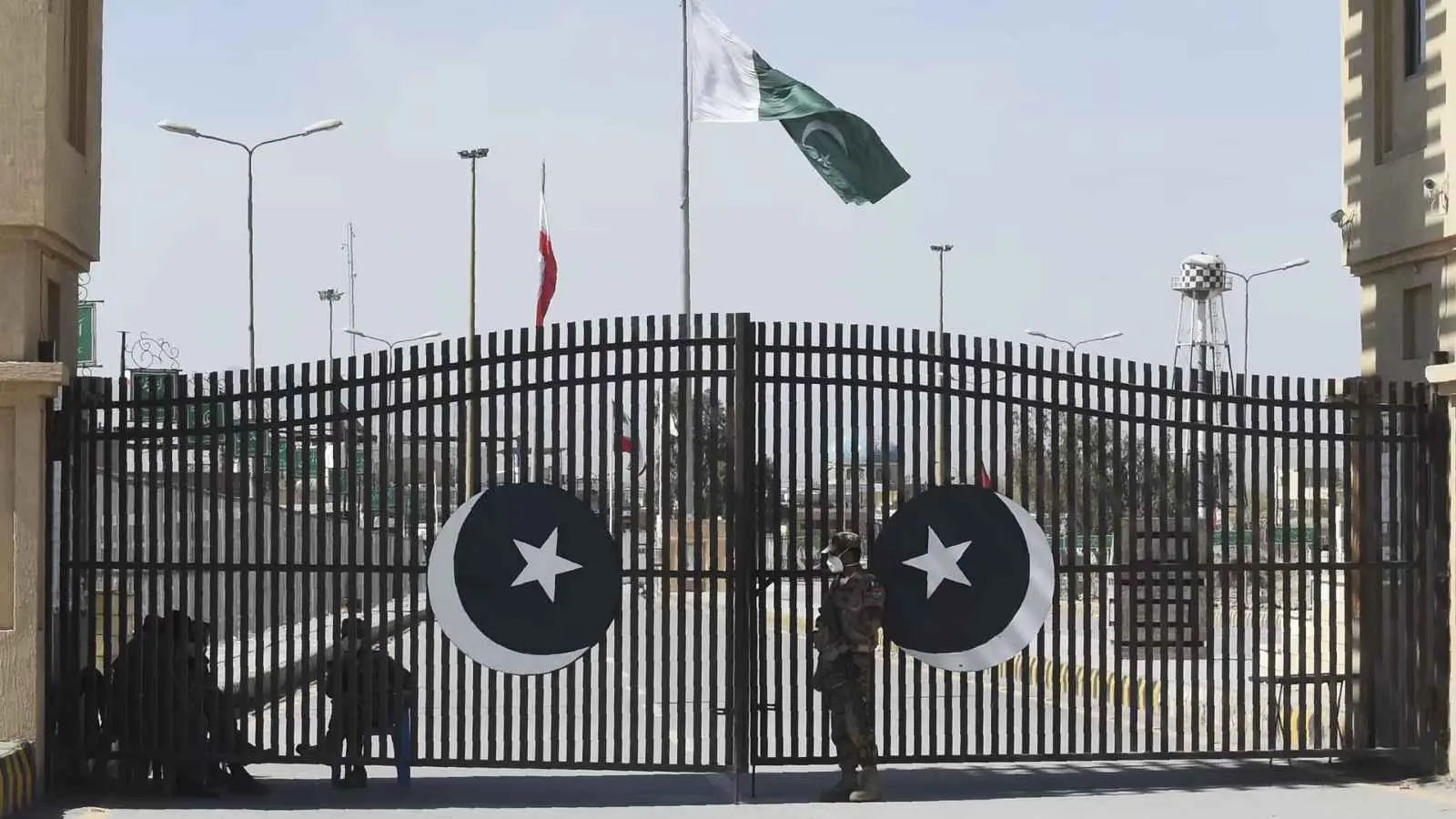 باكستان تغلق المعابر الحدودية مع إيران في بلوشستان