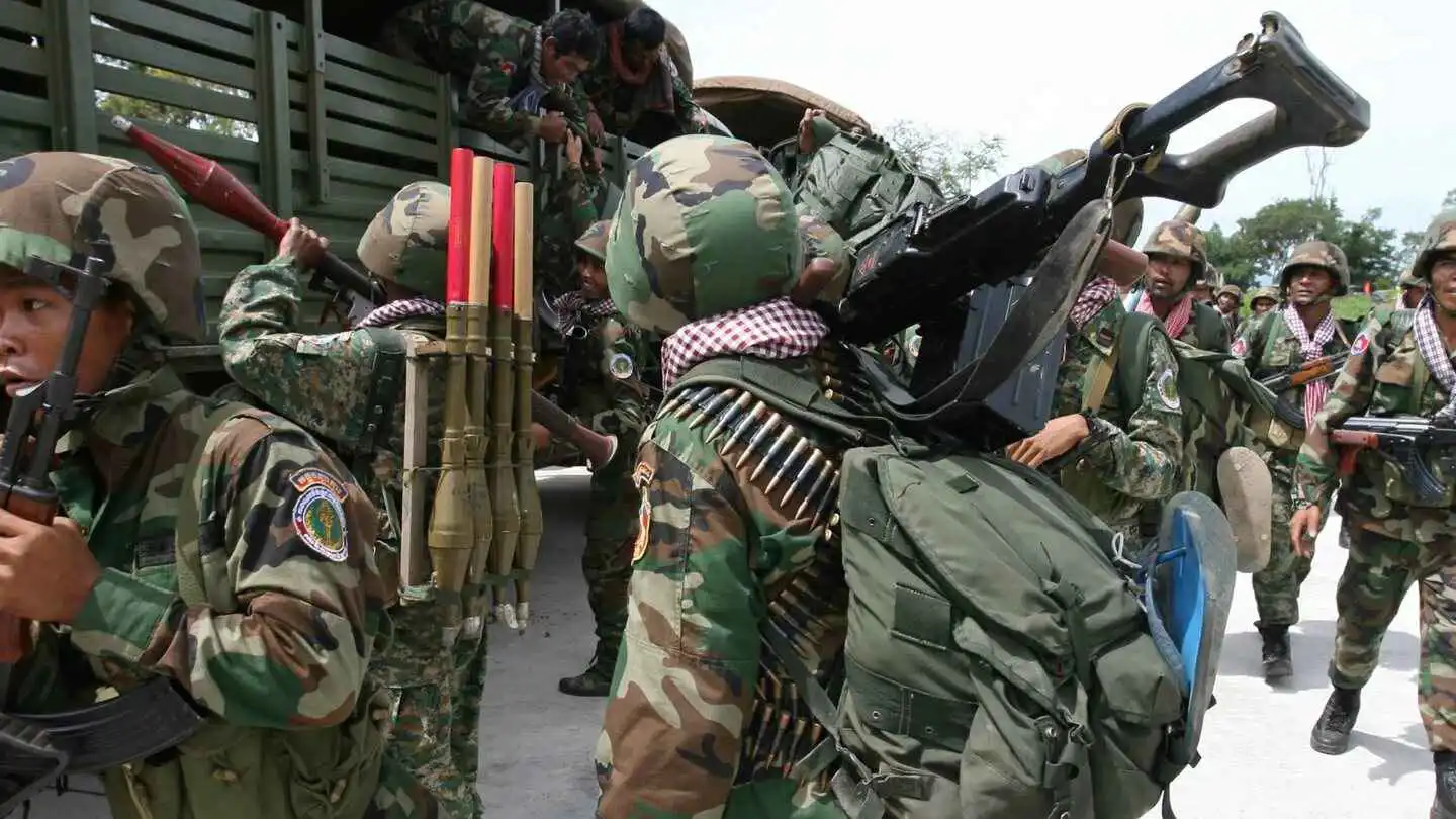 الصين تحذّر مواطنيها من السفر إلى مناطق النزاع بين كمبوديا وتايلاند