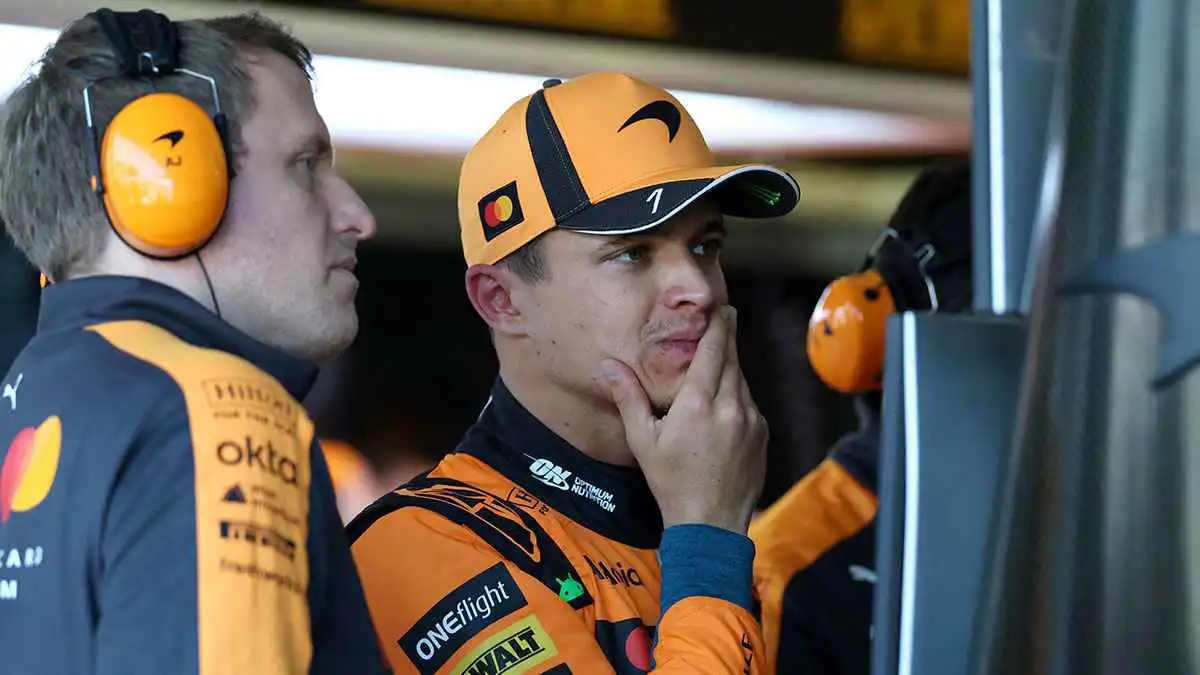 نوريس حامل اللقب ينتقد "أسوأ" سيارات فورمولا 1