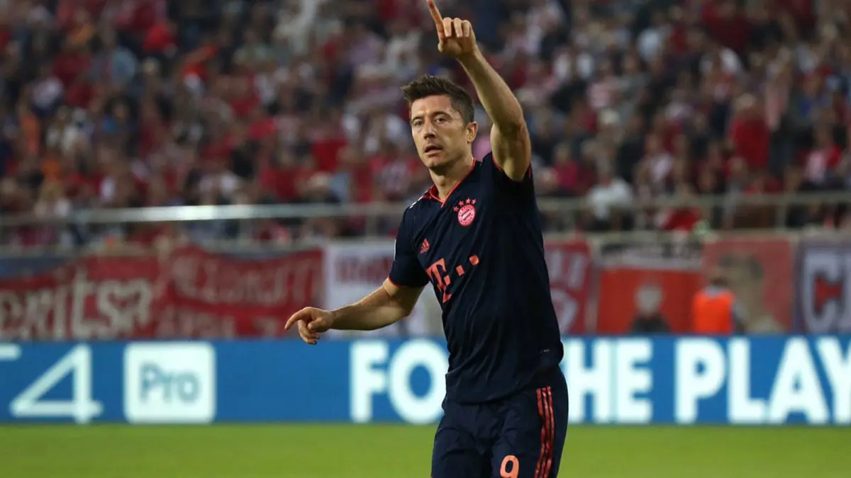 هل يضحي ريال مدريد بغاريث بيل ولوكا يوفيتش في الميركاتو الشتوي لضم ليفاندوفسكي؟