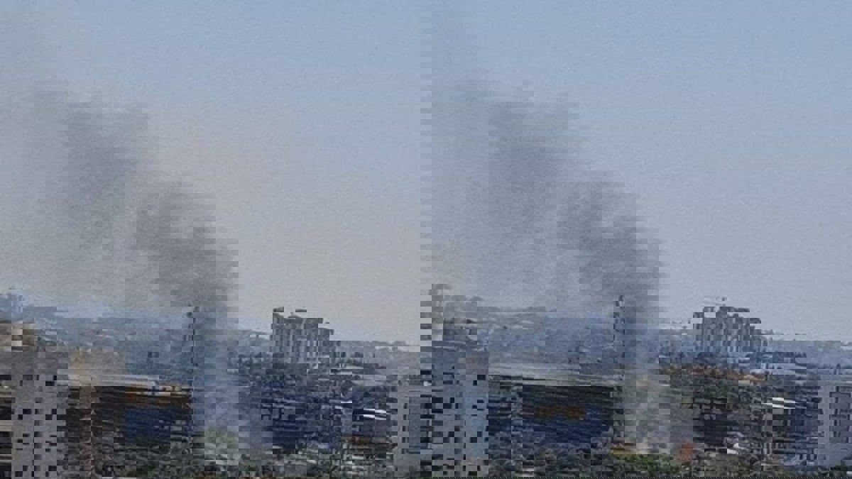 مقتل إسرائيلي وإصابة آخرين في قصف صاروخي كثيف على تل أبيب