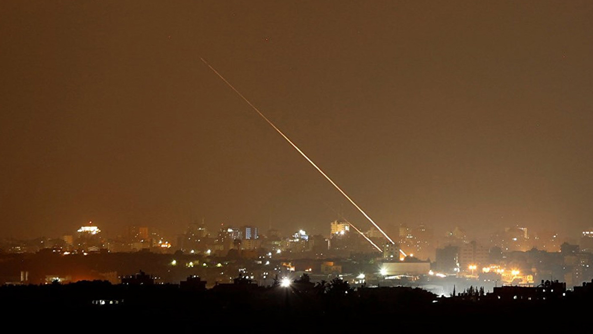 الجيش الإسرائيلي يعلن اعتراض صواريخ من قطاع غزة